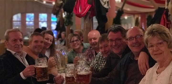 Mit der Herrengesellschaft der Ritter