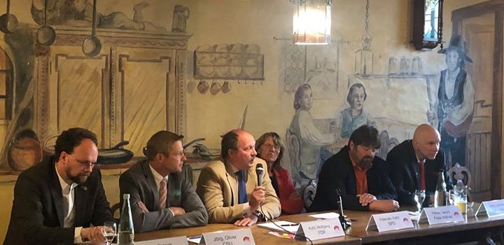 Bei der Podiumsdiskussion des PR-Kreises
